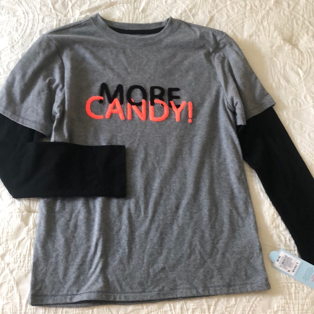 Boys Halloween shirt NWT